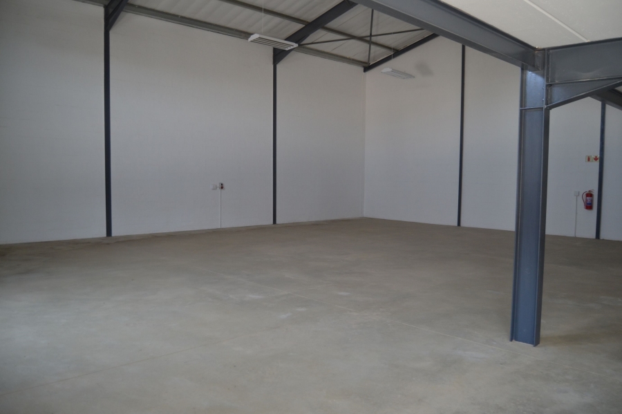To Let commercial Property for Rent in Rivergate Western Cape